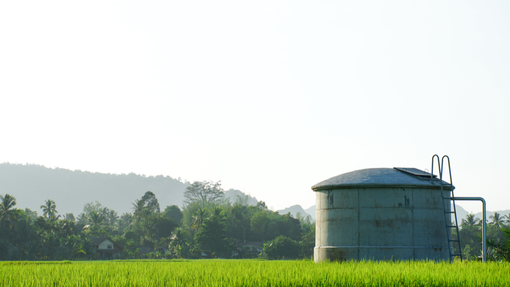 Remote tank for agriculture